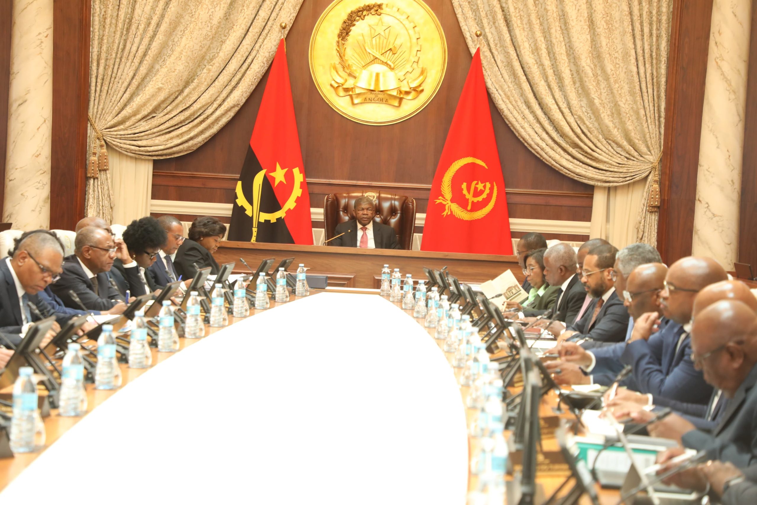 Executivo aprecia Plano de Acção de Desenvolvimento da Juventude