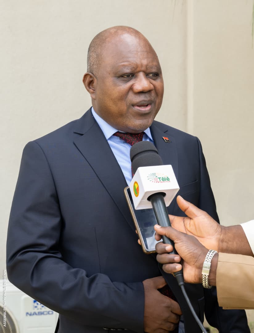 Zau felicita a Polícia Nacional de Angola pelos 50 anos de fundação